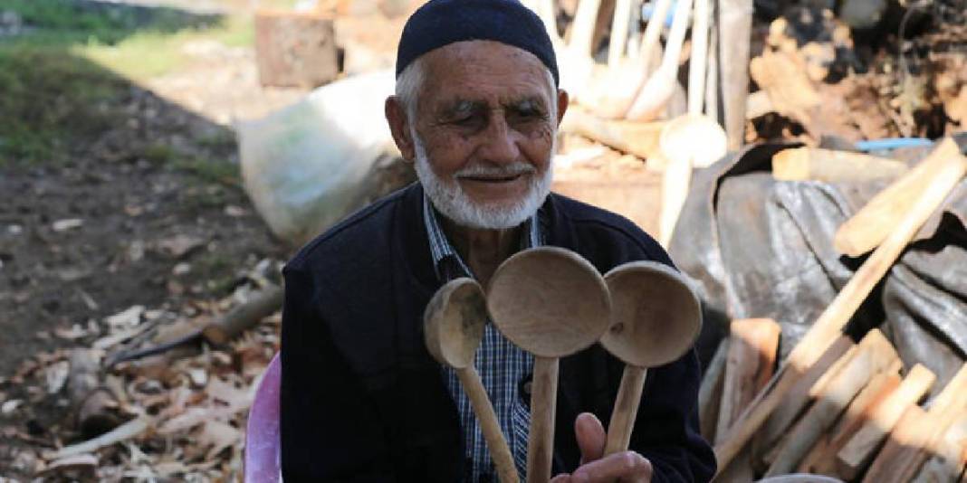 Çobanlıktan ustalığa uzanan 69 yıllık ömür! Doğadan topluyor eliyle şekillendiriyor: “Bu sayede teselli oluyor” 2